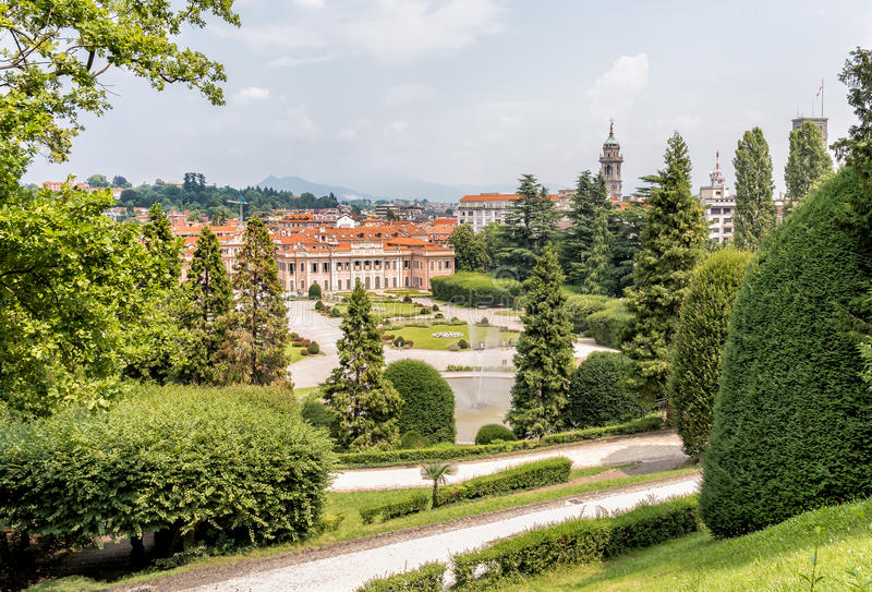 palazzo-estense-varese-giardini2